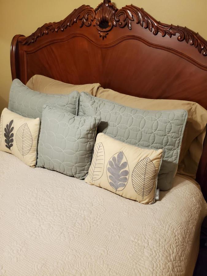 Hampton House Apartment Clinton Township Ngoại thất bức ảnh